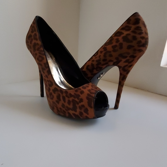 Jennifer Lopez Shoes - Jennifer Lopez Leopard PlatForm  Heels